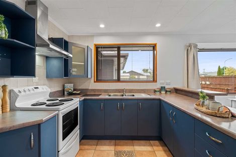Photo of property in 47 Oakhampton Street, Hornby, Christchurch, 8042