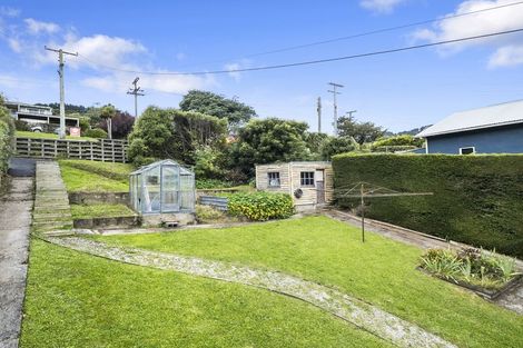 Photo of property in 15 Wharfdale Street, Macandrew Bay, Dunedin, 9014