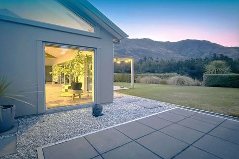 Photo of property in 51 Mathias Terrace, Arthurs Point, Queenstown, 9371
