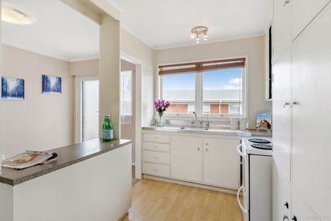 Photo of property in 4/50 Pilkington Road, Panmure, Auckland, 1072