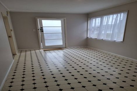 Photo of property in 92 Ironside Road, Johnsonville, Wellington, 6037