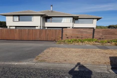 Photo of property in 443 Marine Parade, South New Brighton, Christchurch, 8062