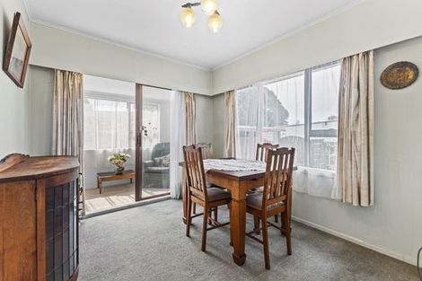 Photo of property in 86 Puriri Road, Manurewa, Auckland, 2102