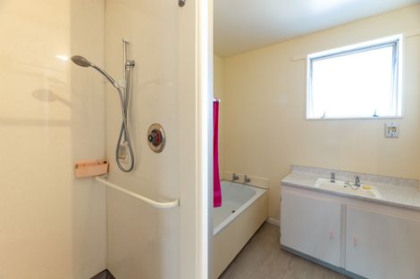 Photo of property in 2/7 Peters Lane, Spreydon, Christchurch, 8024