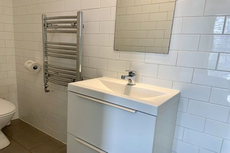 Photo of property in 15 Centaurus Road, Cashmere, Christchurch, 8022