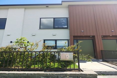 Photo of property in 3a Waituarua Drive, Takanini, 2112