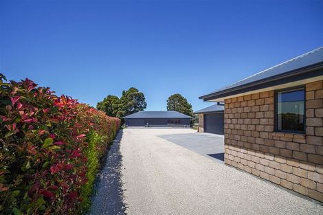 Photo of property in 6 Willowside Place, Amberley, 7410