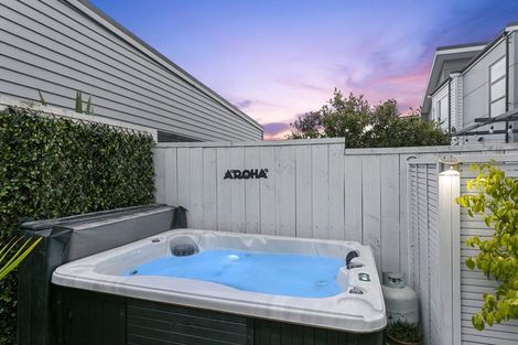 Photo of property in 2 Skylark Road, Hobsonville, Auckland, 0616