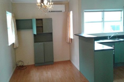 Photo of property in 65 Mcfadzean Drive, Blockhouse Bay, Auckland, 0600