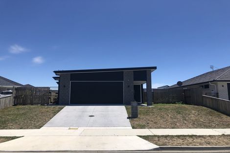 Photo of property in 9 Kotiate Street, Papamoa Beach, Papamoa, 3118