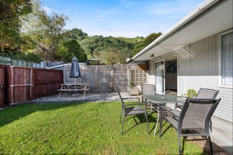 Photo of property in 126c Waikawa Road, Picton, 7220