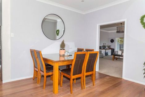 Photo of property in 16 Ruahine Street, Dannevirke, 4930