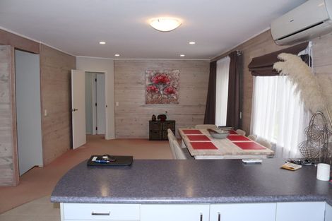 Photo of property in 49 Milan Drive, Glen Eden, Auckland, 0602