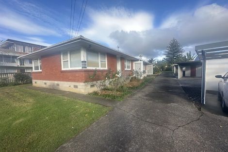 Photo of property in 2/25 Avenue Road, Otahuhu, Auckland, 1062