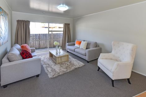 Photo of property in 4/122 Walmsley Road, Favona, Auckland, 2024