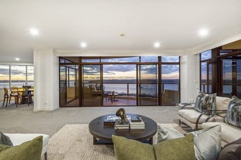 Photo of property in Shangri La Apartments, 10/97 Jervois Road, Herne Bay, Auckland, 1011
