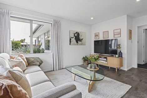 Photo of property in 14 Evesham Crescent, Spreydon, Christchurch, 8024