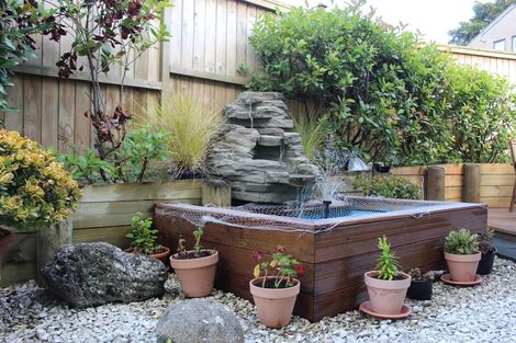 Photo of property in 9 Keating Rise, Northcross, Auckland, 0632