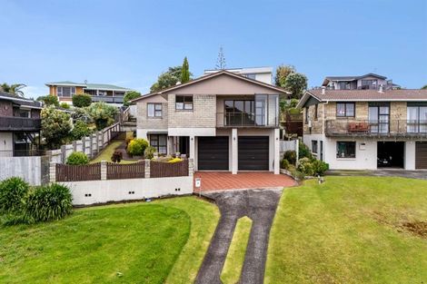 Photo of property in 5 Saint Ives Grove, Whalers Gate, New Plymouth, 4310