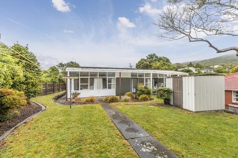 Photo of property in 22 Larsen Crescent, Tawa, Wellington, 5028