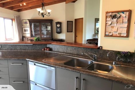 Photo of property in 205 Paku Drive, Tairua, 3508