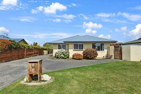 Photo of property in 18 Totara Park Avenue, Motueka, 7120