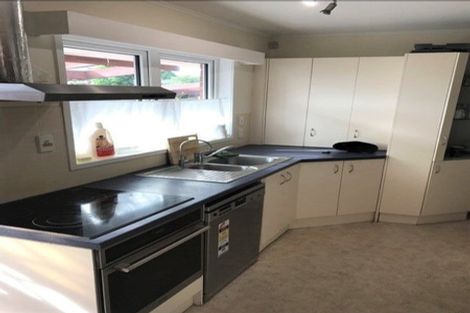 Photo of property in 34 Reeves Road, Pakuranga, Auckland, 2010