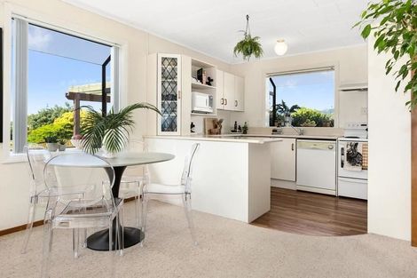 Photo of property in 1 Porter Place, Paekakariki, 5034