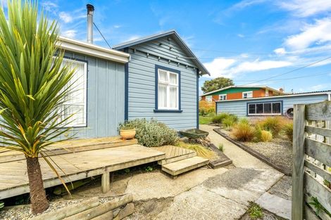 Photo of property in 25 Beach Street, Waikouaiti, 9510