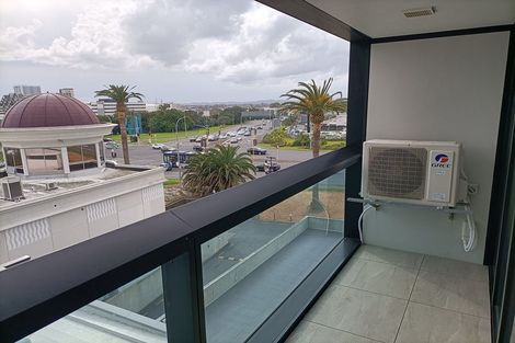 Photo of property in 311/8 Lakewood Court, Manukau, Auckland, 2104