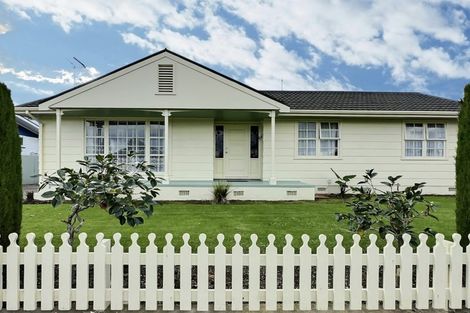 Photo of property in 21 Frickleton Street, Taradale, Napier, 4112