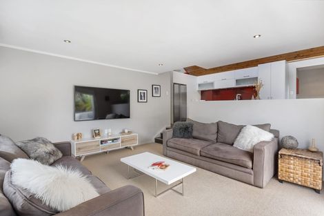 Photo of property in 19 Jacaranda Avenue, Beach Haven, Auckland, 0626