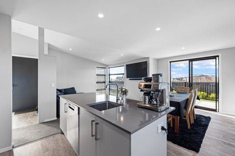 Photo of property in 16 Tanuku Lane, Te Puke, 3119