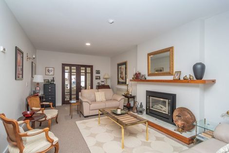 Photo of property in 17 The Terrace, Timaru, 7910