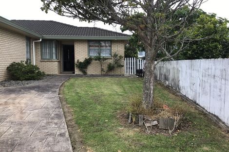 Photo of property in 3 Frederick Reece Drive, The Gardens, Auckland, 2105