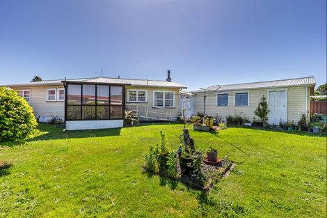 Photo of property in 10 Ross Street, Levin, 5510