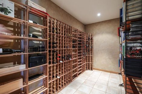 Photo of property in 395 Wakefield Quay, Stepneyville, Nelson, 7010