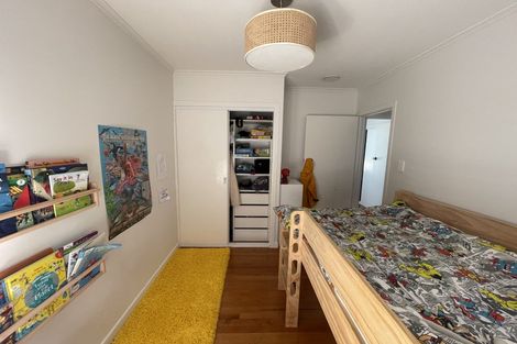 Photo of property in 1/15 East Coast Road, Milford, Auckland, 0620