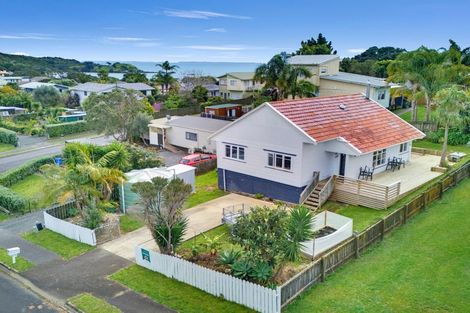 Photo of property in 4 Seascape Lane, Coopers Beach, 0420