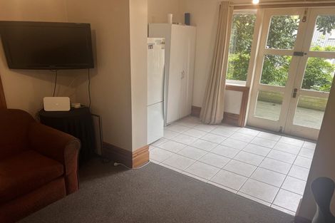 Photo of property in 5 Allenby Terrace, Wellington Central, Wellington, 6011