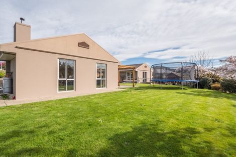 Photo of property in 37 Duxford Crescent, Fairfield, Dunedin, 9018