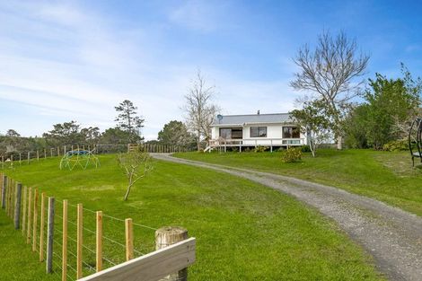 Photo of property in 56 Aubrey Road, Stillwater, Silverdale, 0993