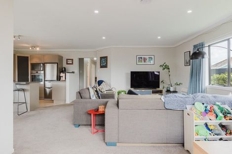 Photo of property in 30 Charles Cross Street, Longburn, Palmerston North, 4412