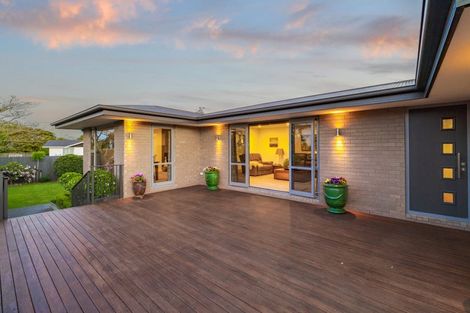 Photo of property in 12 Condell Avenue, Papanui, Christchurch, 8053