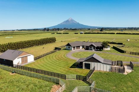 Photo of property in 17 Lower Duthie Road, Kapuni, Hawera, 4675