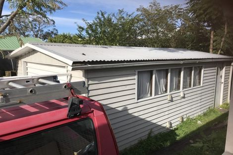 Photo of property in 34 Titirangi Road, New Lynn, Auckland, 0600