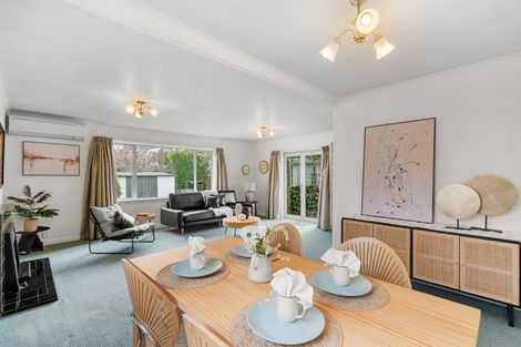 Photo of property in 102 Wairakei Road, Bryndwr, Christchurch, 8052