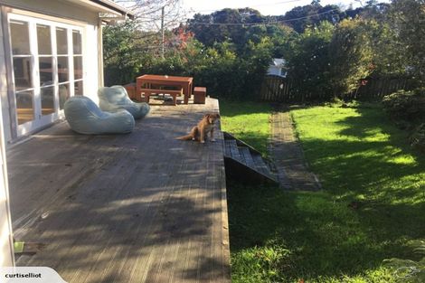 Photo of property in 18 Norman Road, Titirangi, Auckland, 0604