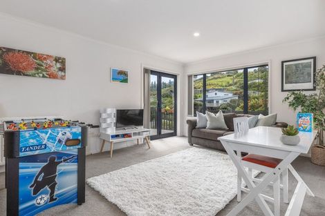 Photo of property in 17 Endeavour Drive, Whitby, Porirua, 5024