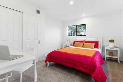 Photo of property in 18a Bushlands Drive, Albany, Auckland, 0632